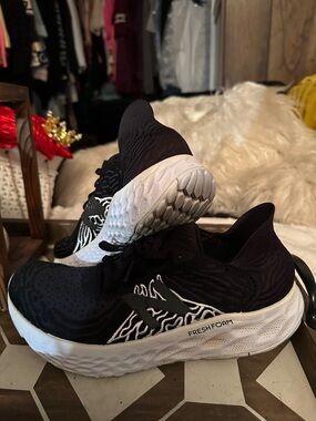 Women's new balance Fresh Foam Running Shoes - Breathable Athletic Sneakers